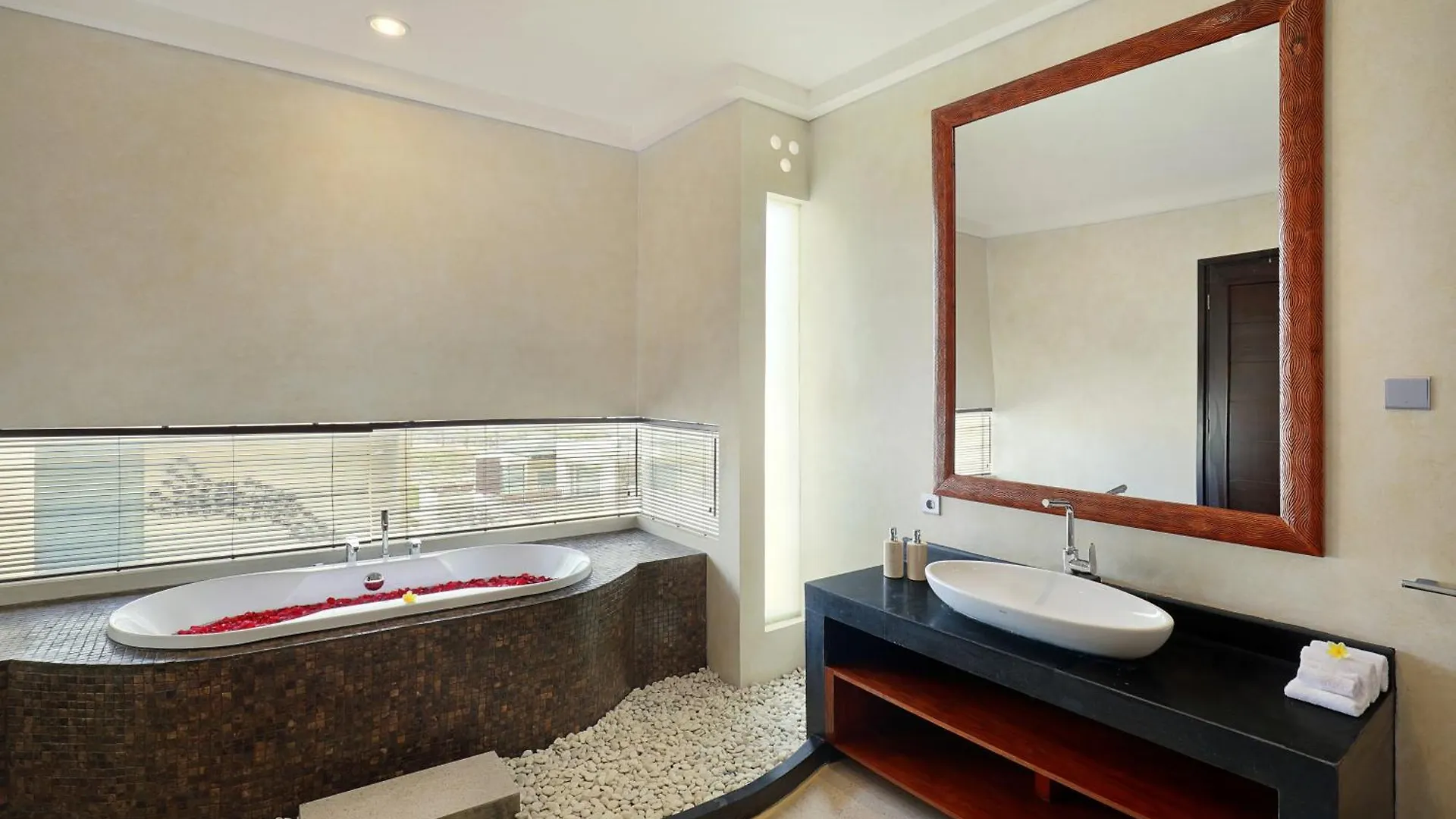 4-Br Private Pool Dharmawangsa Villa Kampial 10Min To Btdc Nusa Dua Ungasan
